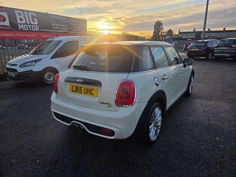 Used Mini Cooper SD Hatch 168 HP (123 kW) 2015 White Hatchback