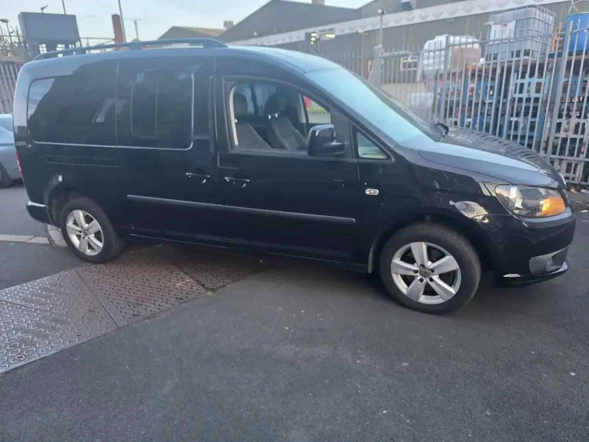 Used VW Caddy Maxi Life 2014 Black MPV