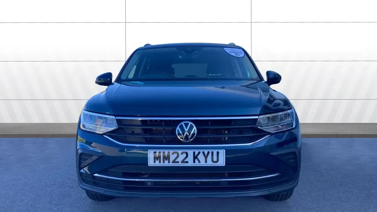 Used VW Tiguan Life 150 HP (110 kW) 2022 Blue SUV