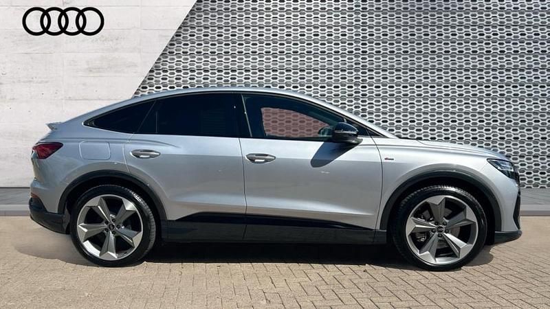 Used Audi Q4 e-tron Black Edition 210 kW (286 HP) 2025 Silver SUV
