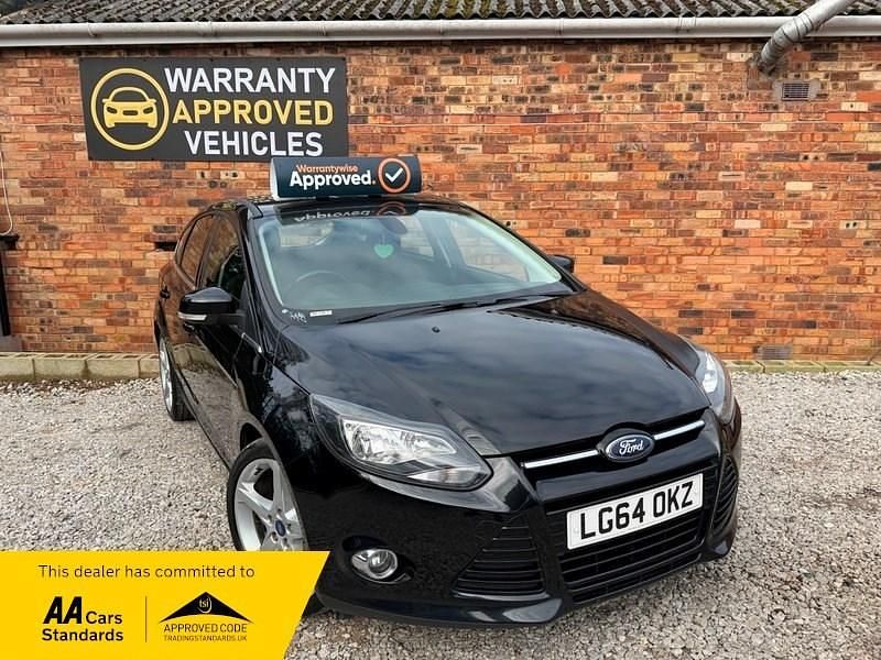 Begagnad Ford Focus Titanium 115 HK (84 kW) 2014 Svart Halvkombi