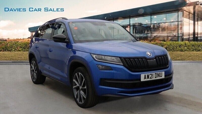 Blue Used 2021 Skoda Kodiaq SportLine SUV | £25,995 (A bit pricey) - Image 1/4