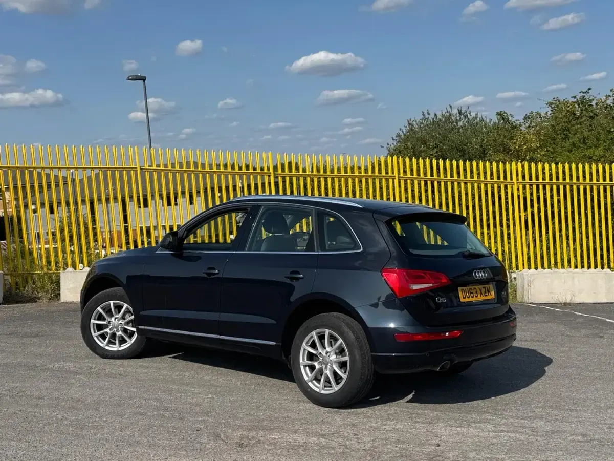 Used Audi Q5 Comfort 150 HP (110 kW) 2013 Blue SUV