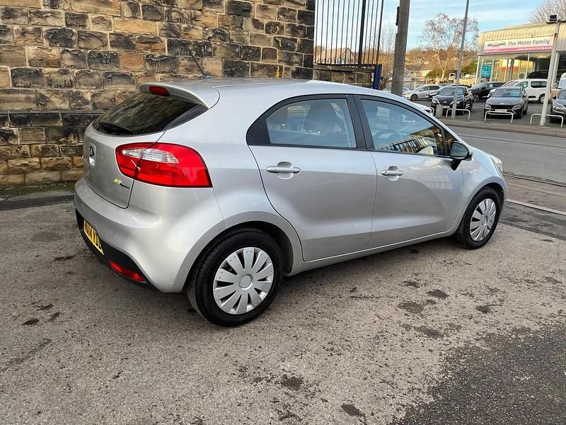 Used Kia Rio Air 2014 Silver Hatchback
