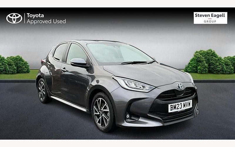 Used Toyota Yaris Hybrid Design 116 HP (85 kW) 2026 Hatchback