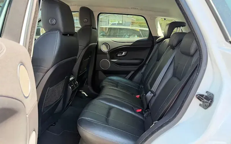Used Land Rover Range Rover evoque SE 179 HP (131 kW) 2018 Hatchback