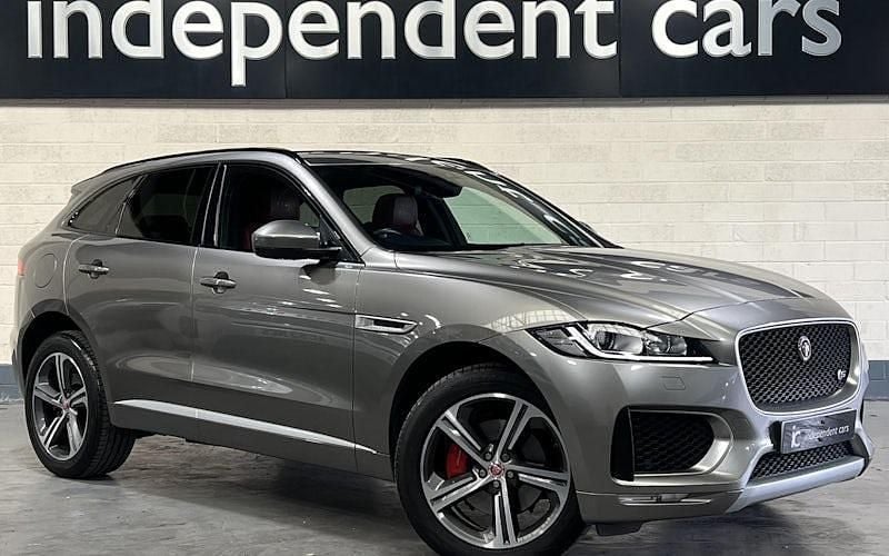 Used 2020 Jaguar F-Pace S SUV | £19,395 (Good price) - Image 1/4