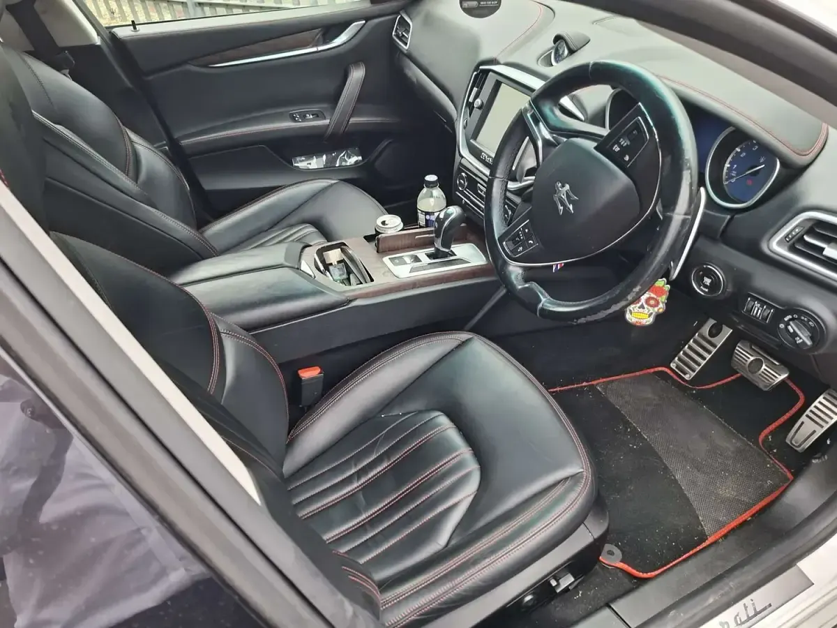 Used Maserati Ghibli 2017 White Sedan