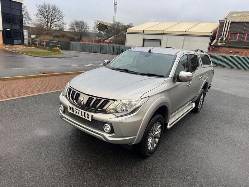 Used Mitsubishi L200 2017 Silver Pickup