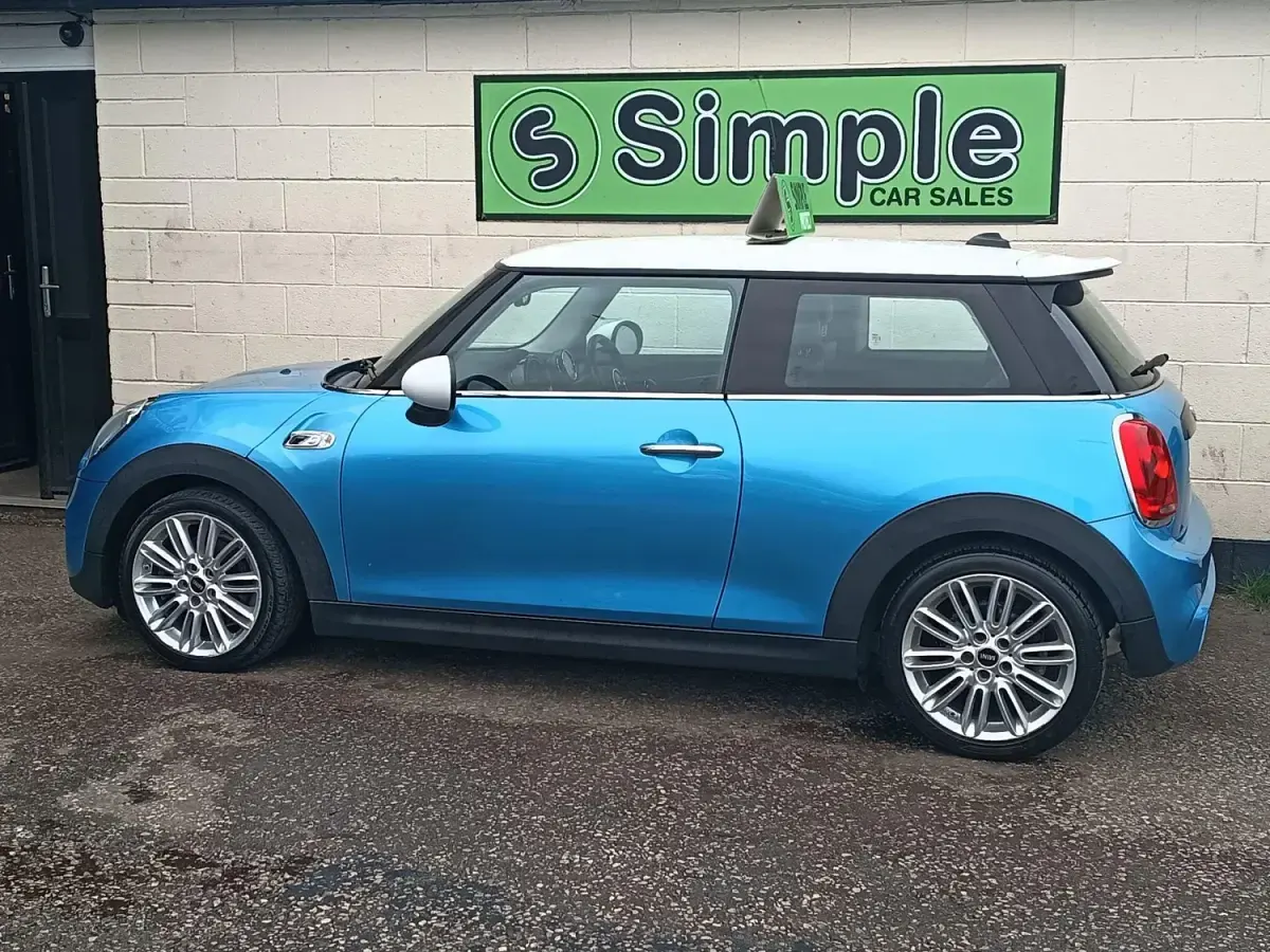 Używany Mini Cooper S Hatch 2016 Niebieski Hatchback