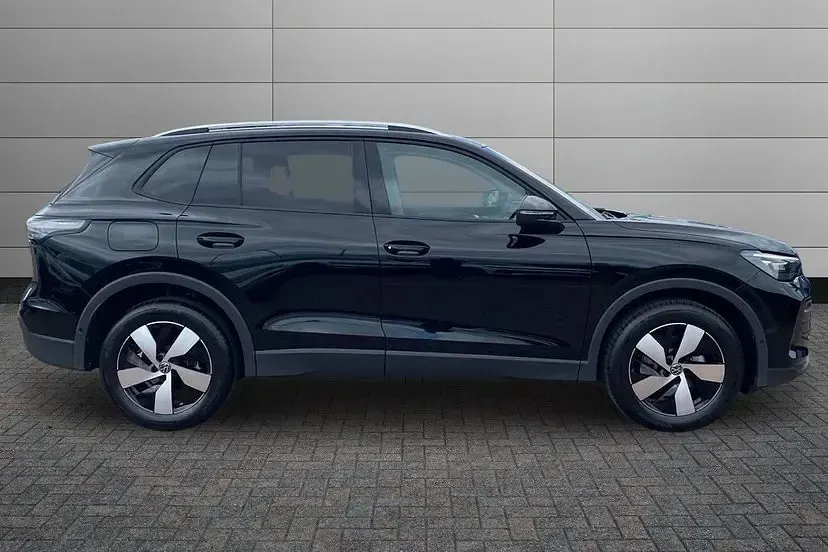 Used VW Tiguan Match 150 HP (110 kW) 2025 Grenadilla black SUV