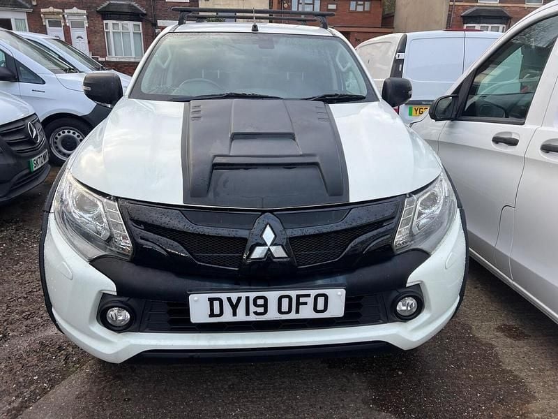 Used Mitsubishi L200 Warrior 2019 White Pickup