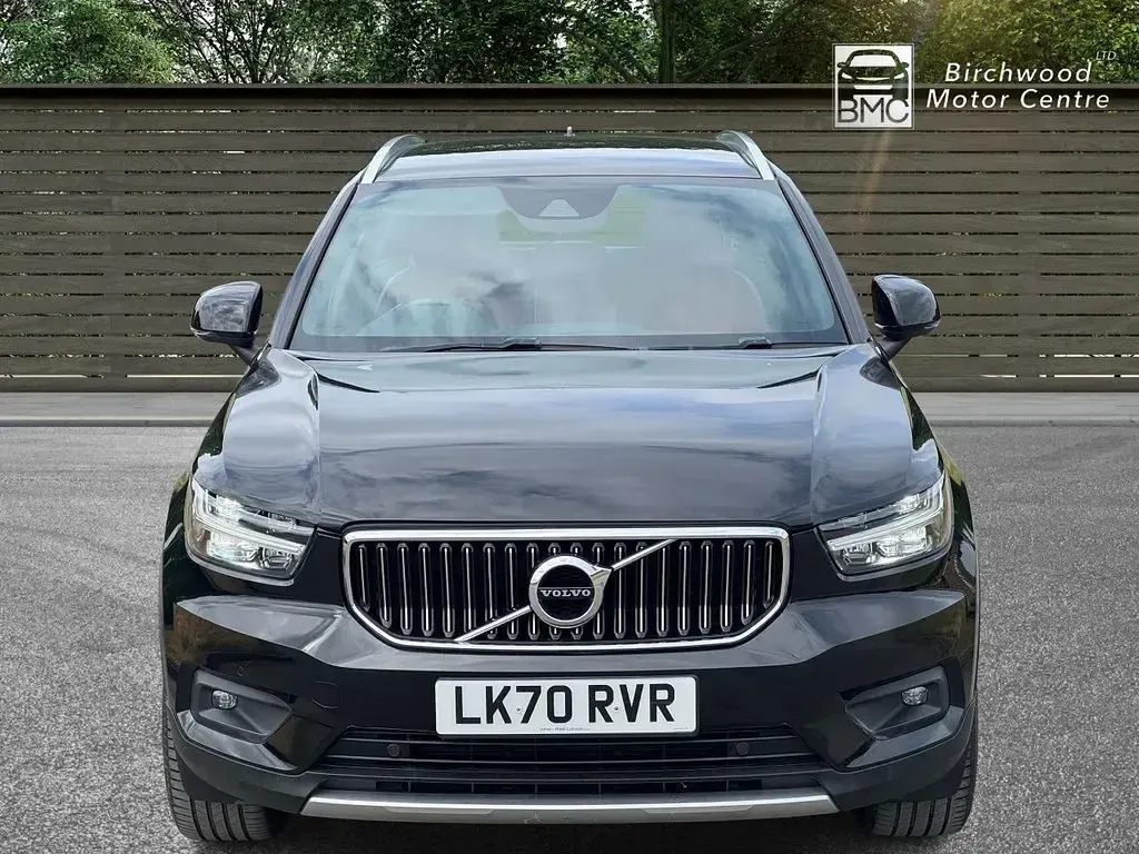 Used Volvo XC40 Inscription 163 HP (119 kW) 2021 Black SUV
