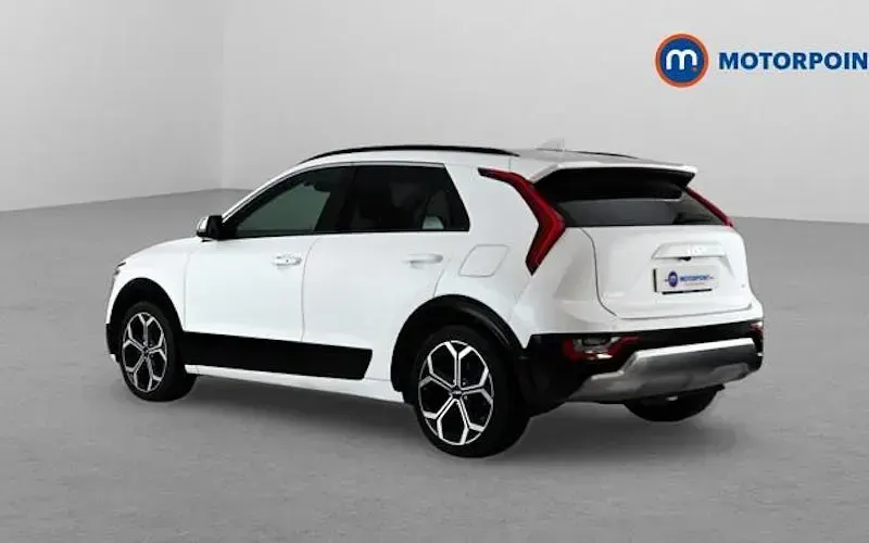 Used Kia Niro 141 HP (103 kW) 2022 White SUV