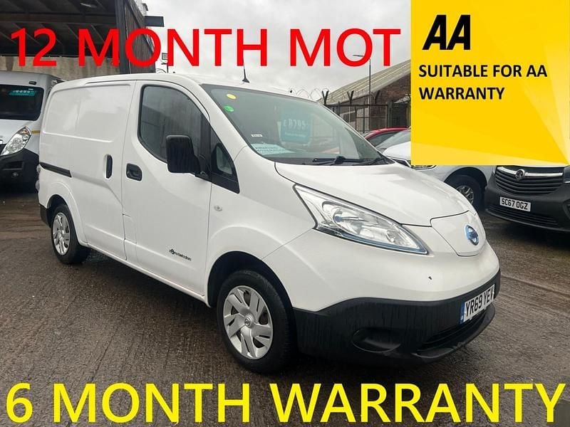 White Used 2020 Nissan e-NV200 Visia MPV | £6,795 (Good price) - Image 1/4