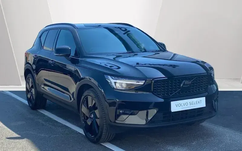Used Volvo XC40 Plus 163 HP (119 kW) 2025 SUV
