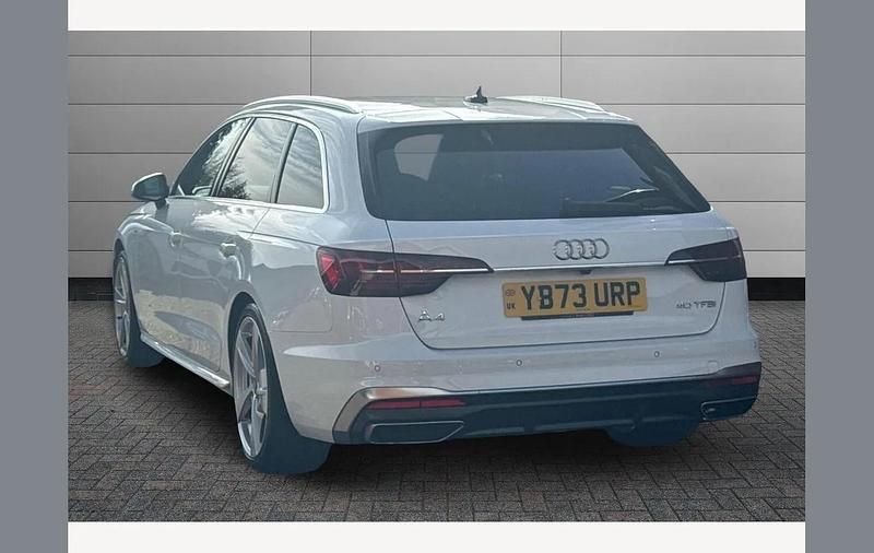 Used Audi A4 S-Line 204 HP (150 kW) 2024 White Estate