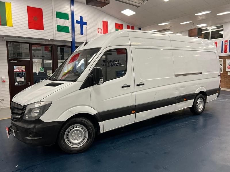 Used Mercedes Sprinter 130 HP (95 kW) 2015 White Van