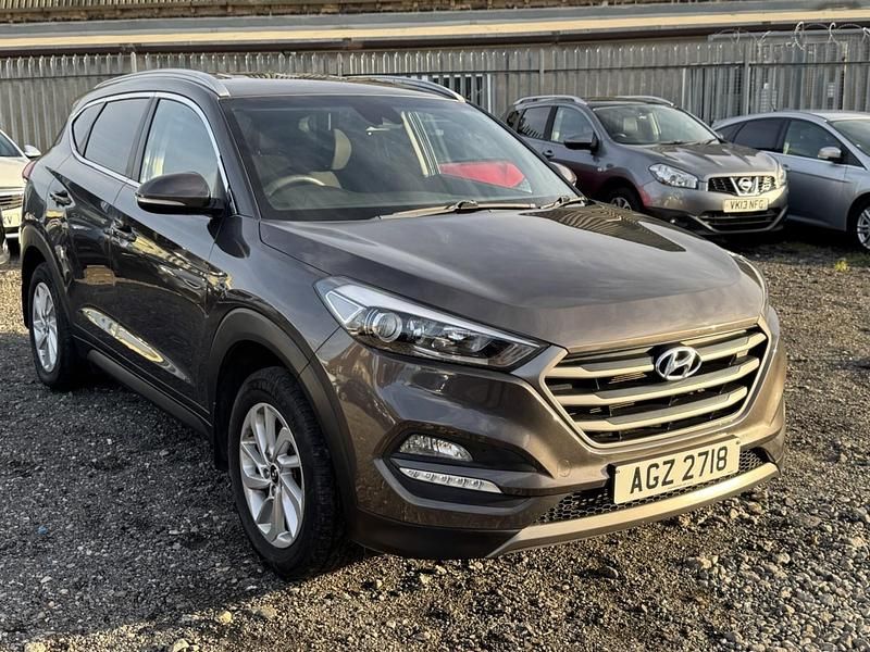 Grey Used 2015 Hyundai Tucson SE SUV | £5,395 (Expensive) - Image 1/4