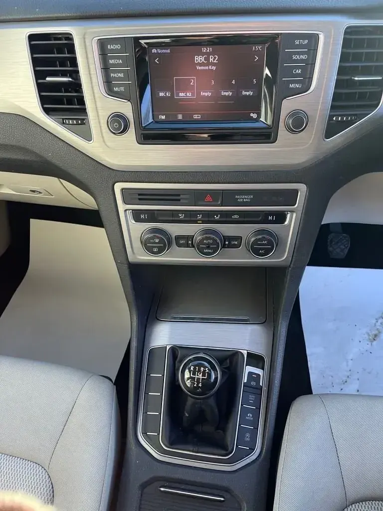 Used VW Golf Sportsvan SE 110 HP (80 kW) 2015 Blue MPV