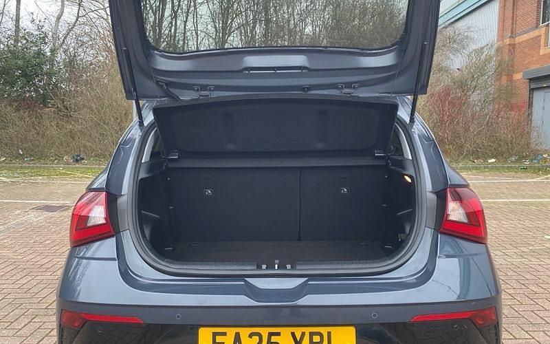 Used Hyundai i20 Premium 101 HP (74 kW) 2026 Hatchback