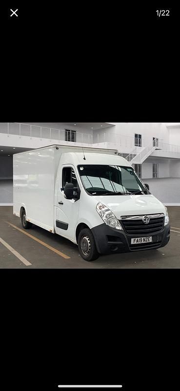 Second-hand Vauxhall Movano 145 CP (106 kW) 2019 Alb Monovolum