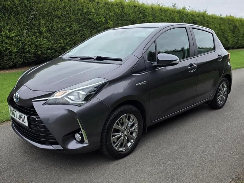 Used Toyota Yaris Hybrid 2018 Grey Hatchback