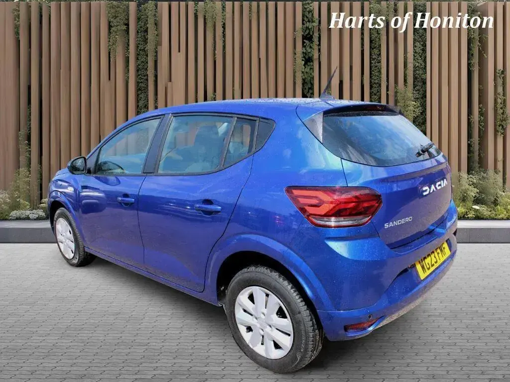 Used Dacia Sandero Expression 90 HP (66 kW) 2023 Blue Hatchback