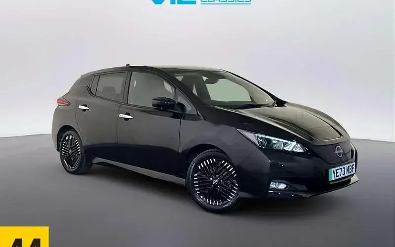 Used Nissan Leaf N-Connecta 110 kW (150 HP) 2025 Hatchback