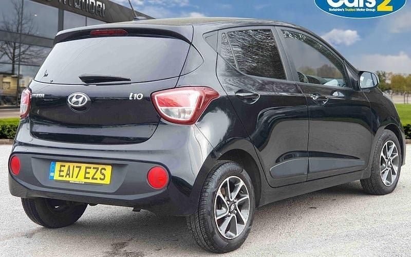 Used Hyundai i10 Premium 67 HP (49 kW) 2020 Hatchback