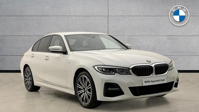 White Used 2021 BMW 330e M Sport | £20,990 (Fair price) - Image 1/4