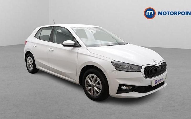 White Used 2023 Skoda Fabia Comfort Hatchback | £12,549 (Fair price) - Image 1/4