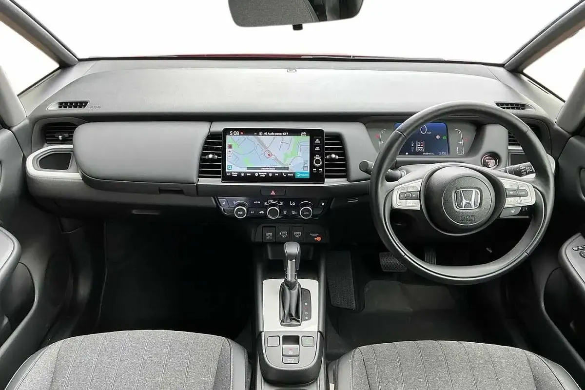 Używany Honda Jazz Advance 122 KM (89 kW) 2025 Czerwony Hatchback
