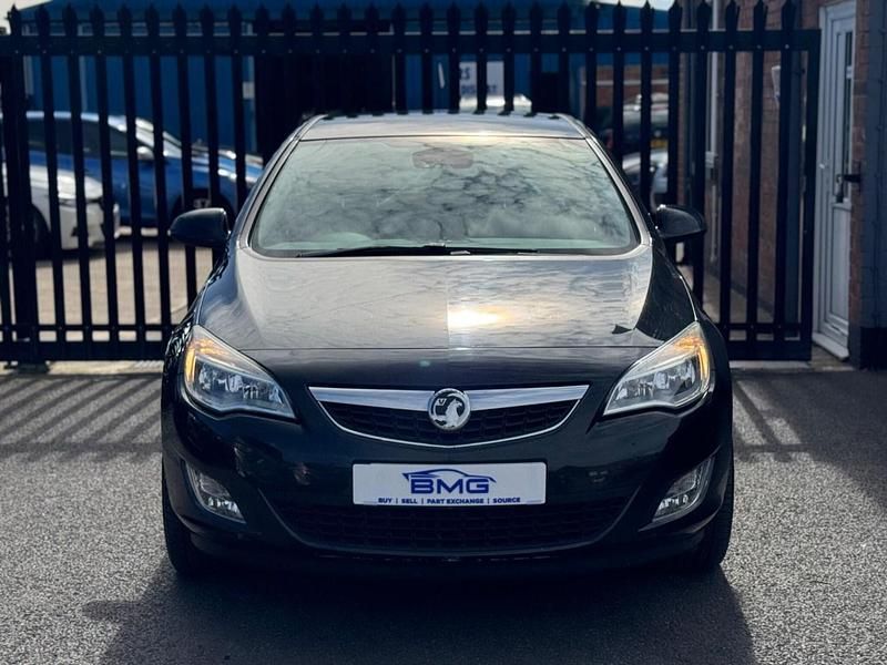 Used Vauxhall Astra 2011 Black Hatchback