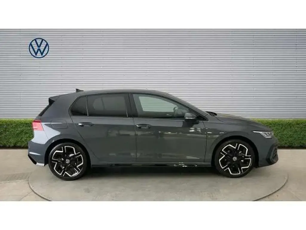 Used VW Golf VIII R-line 150 HP (110 kW) 2025 Grey Hatchback