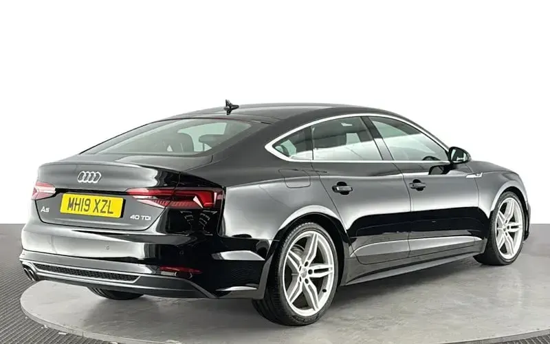 Used Audi A5 Sportback S-Line 190 HP (139 kW) 2019 Black Hatchback