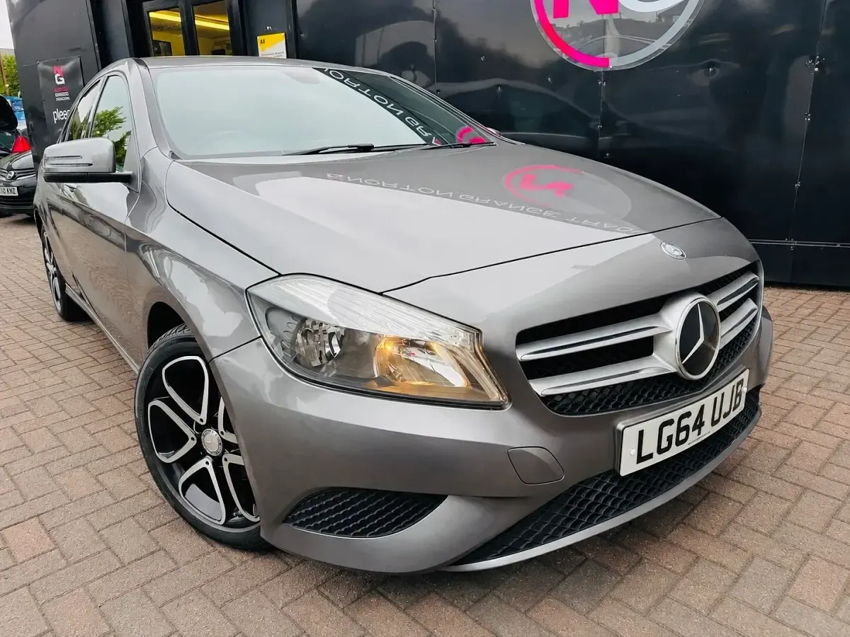 Used Mercedes A180 109 HP (80 kW) 2014 Grey Hatchback