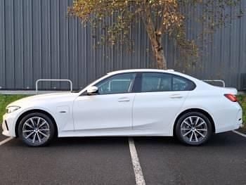 Used BMW 330e Sport Line 292 HP (214 kW) 2022 White Sedan