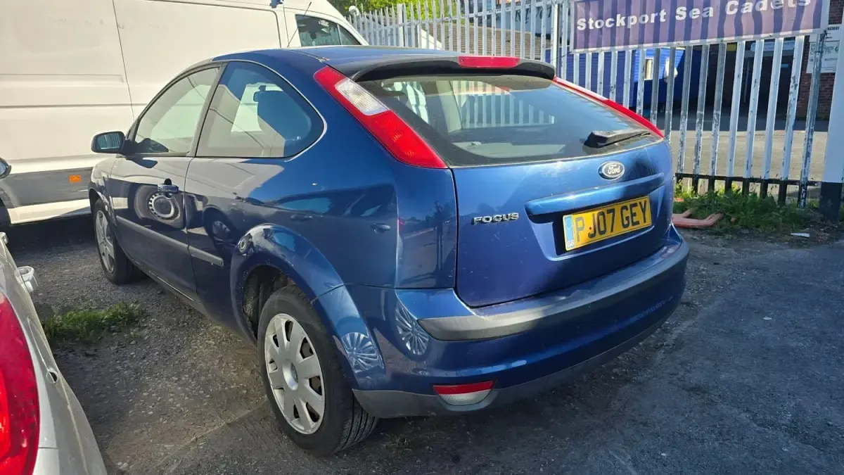 Gebraucht Ford Focus 2007 Blau Kleinwagen