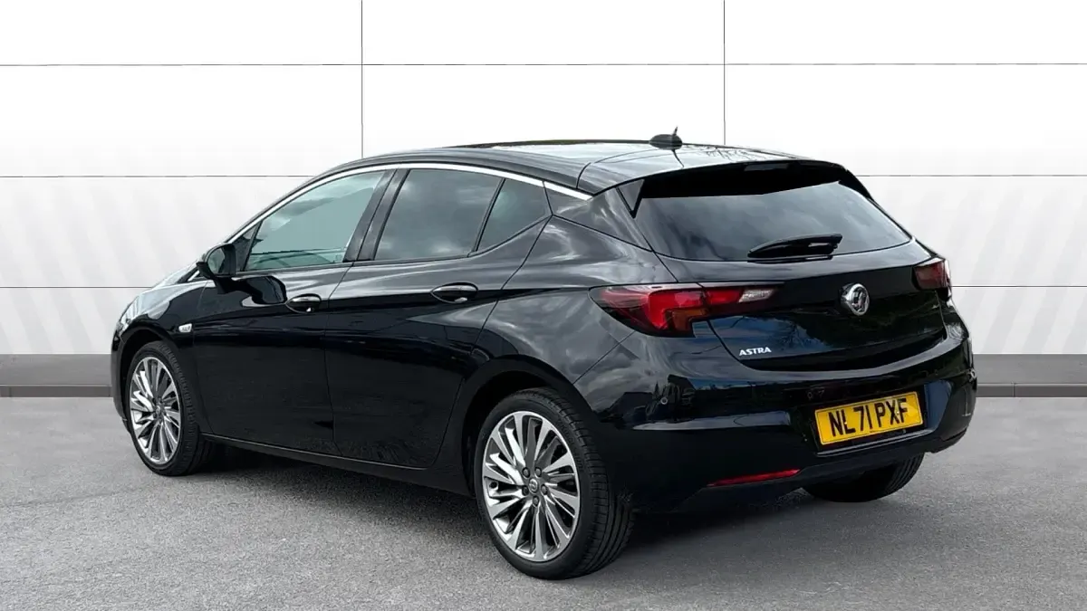 Second-hand Vauxhall Astra Edition 145 CP (106 kW) 2009 Hatchback