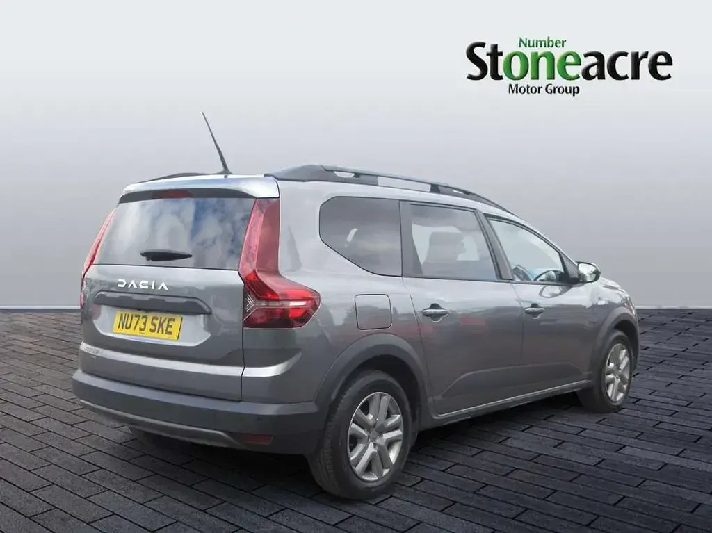 Used Dacia Jogger Expression 141 HP (103 kW) 2023 Grey MPV