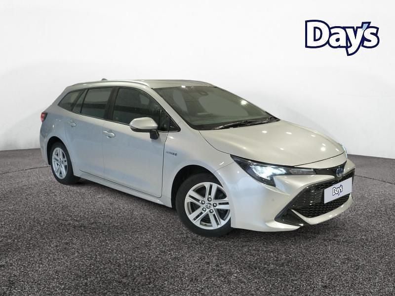Silver Used 2020 Toyota Corolla Estate | £17,995 (Good price) - Image 1/4