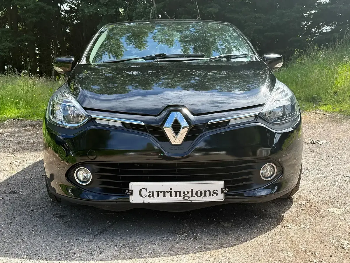 Used Renault Clio Dynamique 75 HP (55 kW) 2014 Black Hatchback