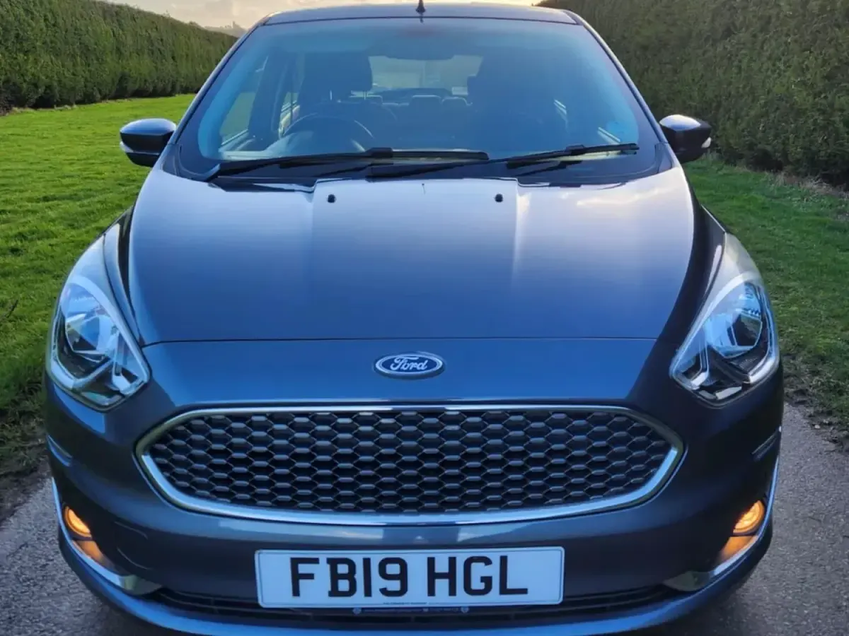 Used Ford Ka Plus Zetec 85 HP (62 kW) 2019 Grey Hatchback