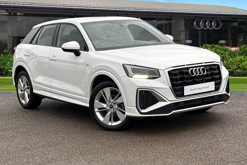 Used Audi Q2 S-Line 110 HP (80 kW) 2022 White SUV