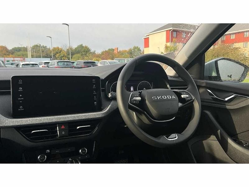 New Skoda Scala SE 85 HP (62 kW) 2025 Brilliant silver metallic Hatchback