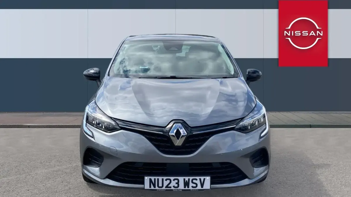 Used Renault Clio Evolution 145 HP (106 kW) 2023 Grey Hatchback