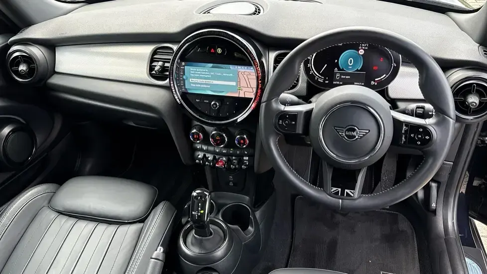 Used Mini Cooper Exclusive 134 HP (98 kW) 2023 Black Hatchback