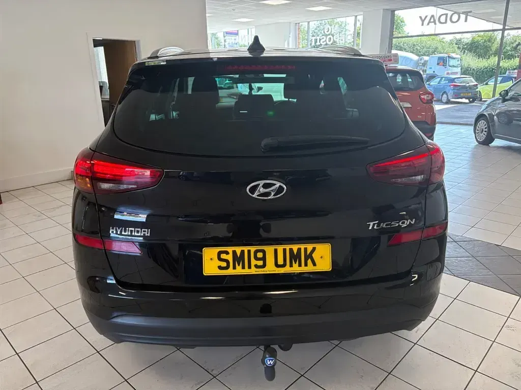 Used Hyundai Tucson SE 2019 Black SUV