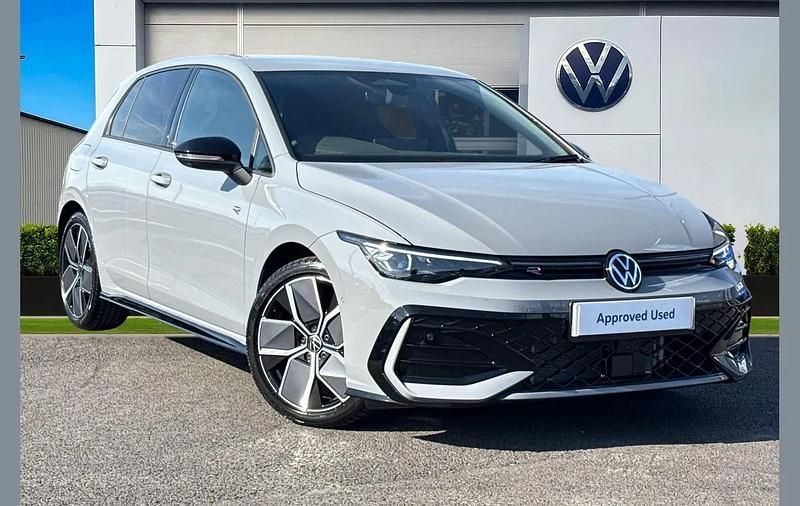 New VW Golf VIII Black Edition 147 HP (108 kW) 2026 Grey Hatchback